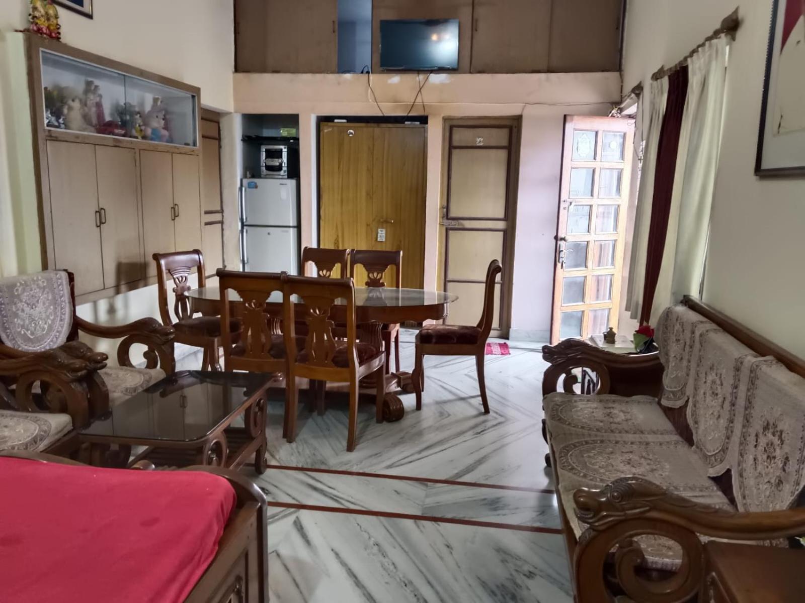 Kusum Palace Benares Buitenkant foto